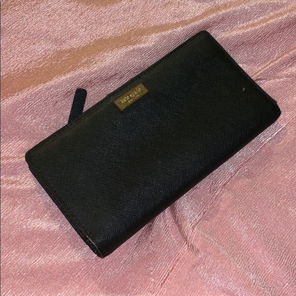 Pre owned Kate Spade Black Leather Wallet